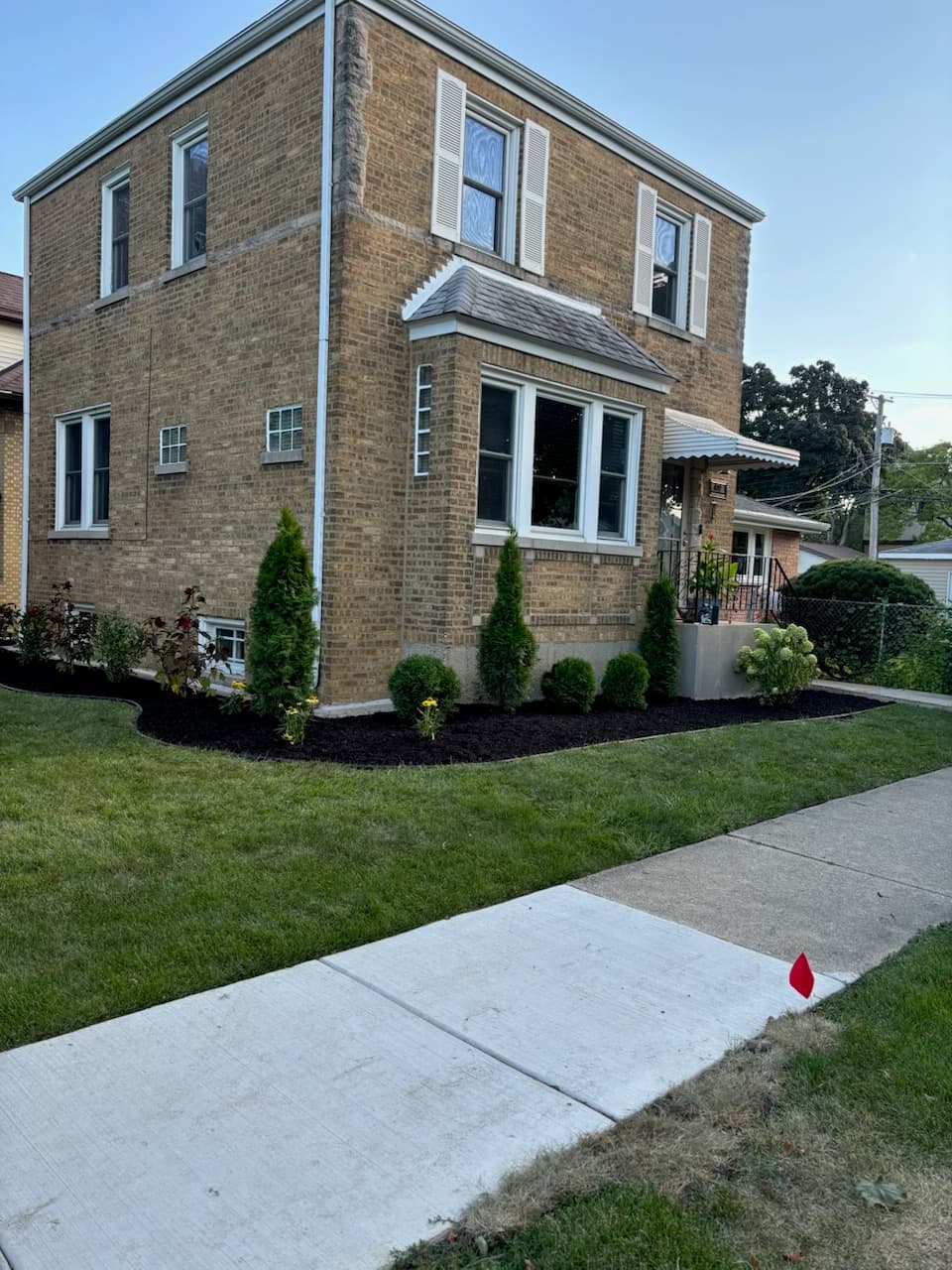 Landscape Beds & Mulch — Berwyn, IL